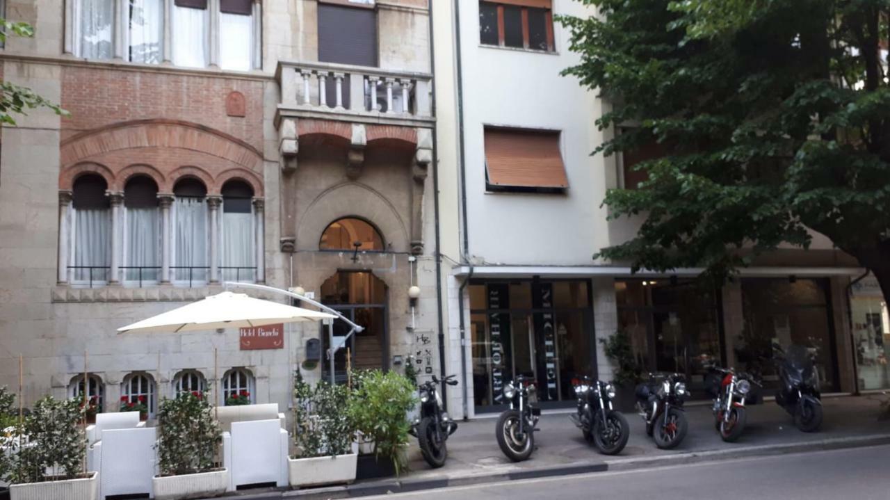Hotel Bianchi 维亚雷焦 外观 照片